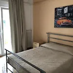 Loula\'S Apartments